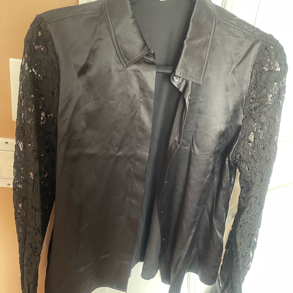 Alexis Black Lace Sleeve Blazer